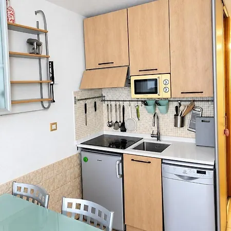 Apartamento - Inout - 5 Beds Flat Lez-003 *