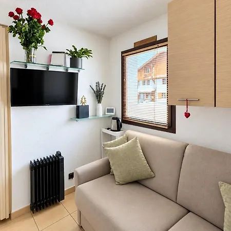 Apartamento - Inout - 5 Beds Flat Lez-003 *
